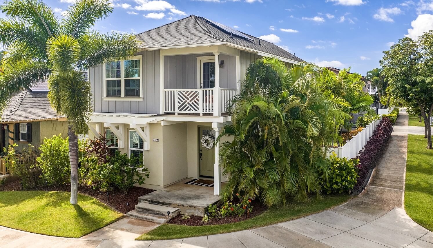 Single family homes in Kapolei Hawaii neighborhood