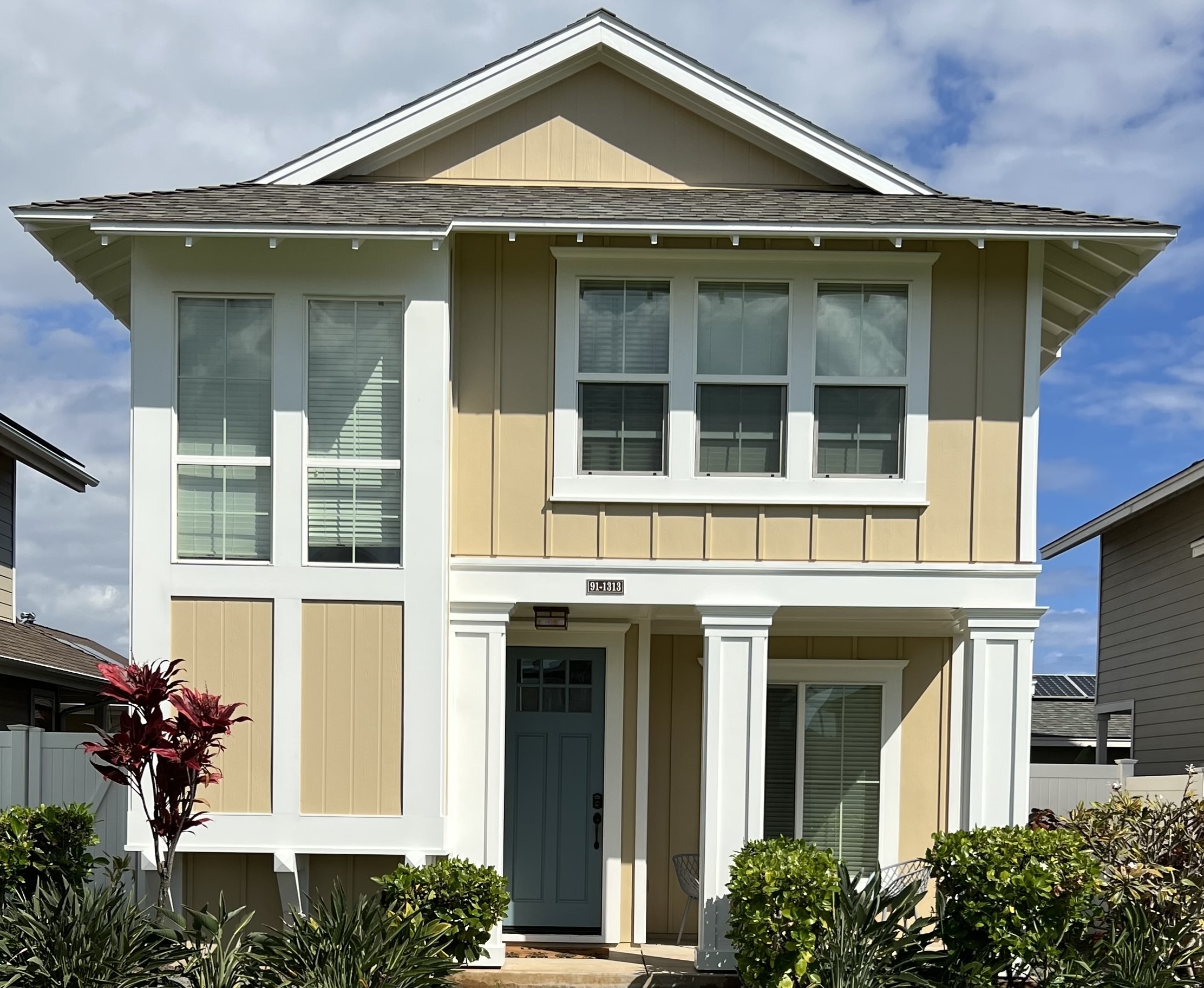 Home near Joint Base Pearl Harbor Hickam on Oahu